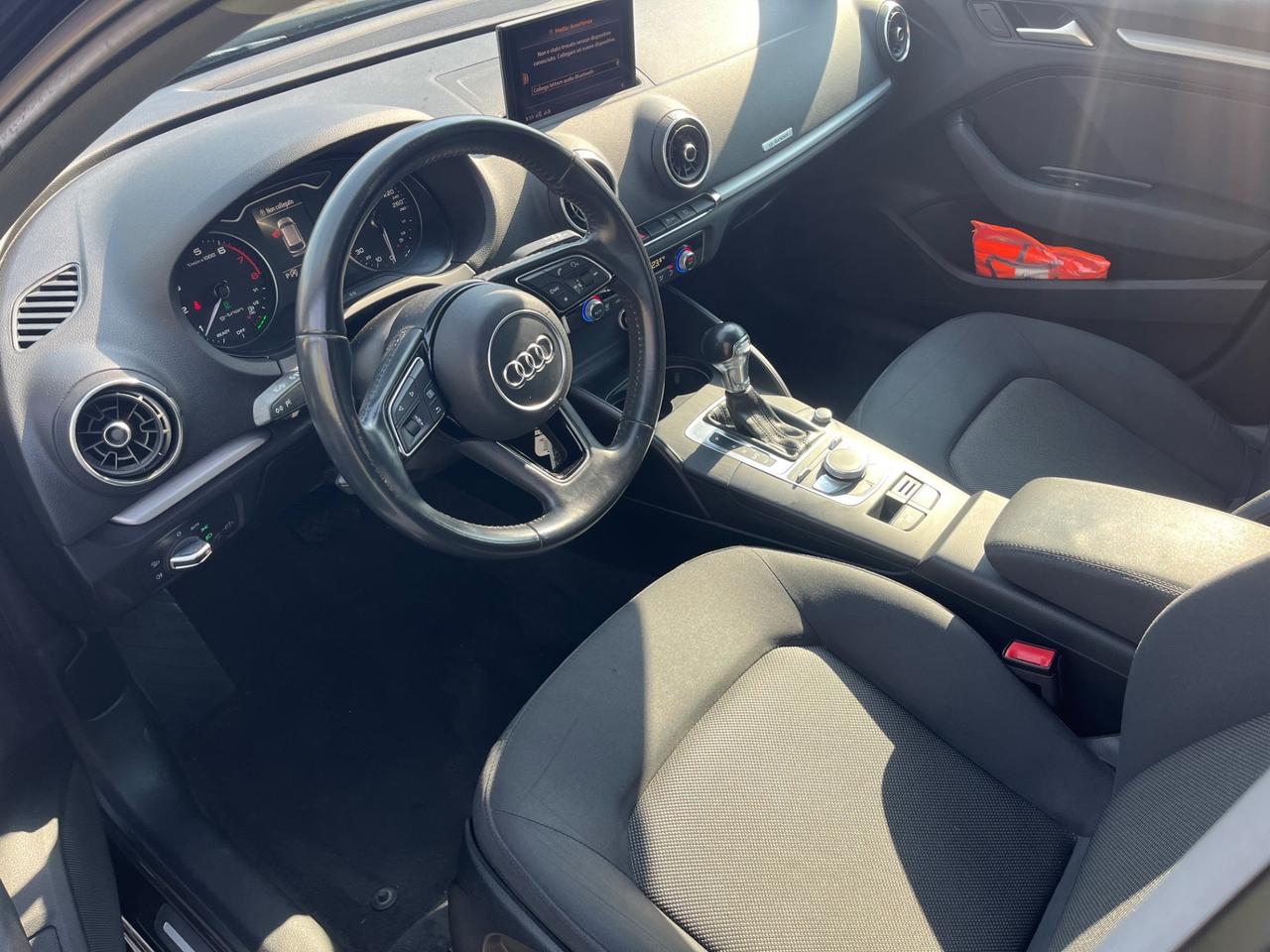 Audi A3 SPB 1.4 TFSI S tronic g-tron Business