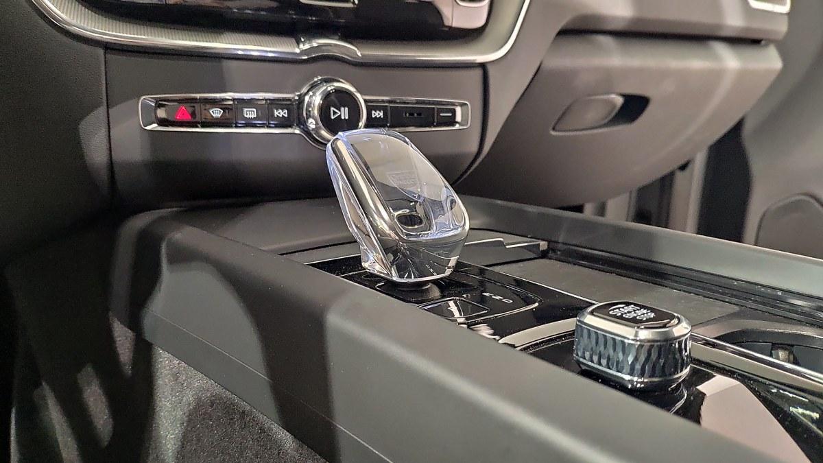 VOLVO Xc60 B5 Mild Hybrid Awd Automatico Plus Dark