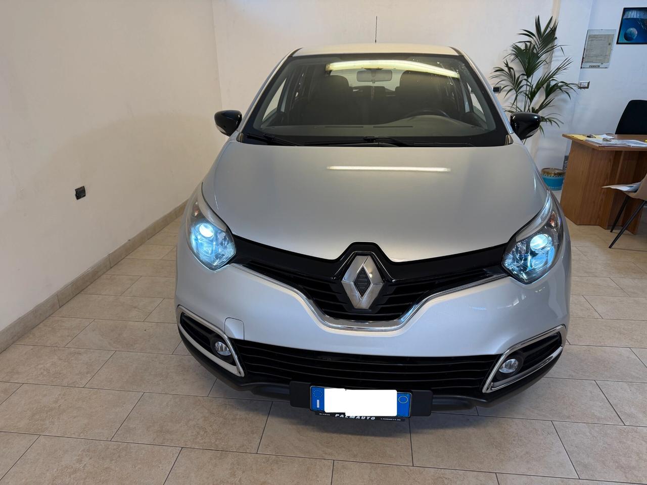 Renault Captur 1.5 90 CV FULL OP DISTRIB TAGLIAND NEOPATENTATI