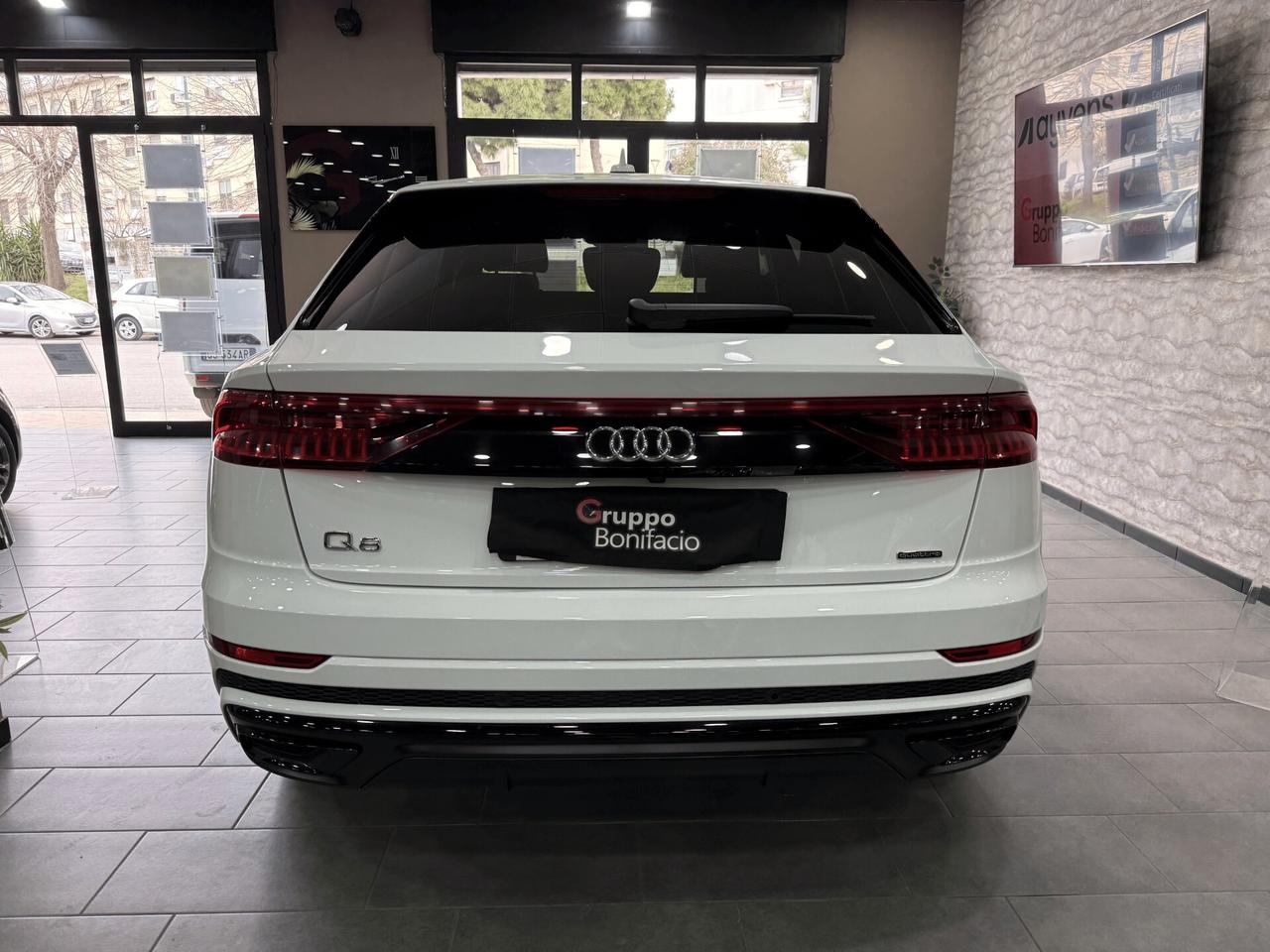 Audi Q8 50 TDI 286 CV quattro tiptronic Sport