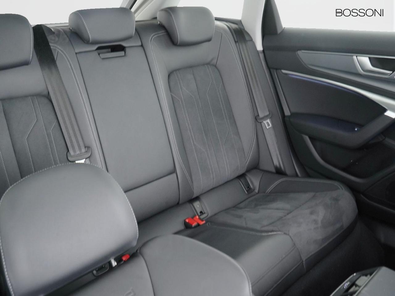 Audi A6 allroad allroad 40 2.0 tdi mhev 12v 204cv business advanced quattro ultra s tronic