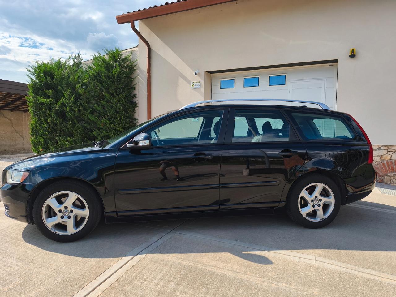 Volvo V50 D2 POLAR