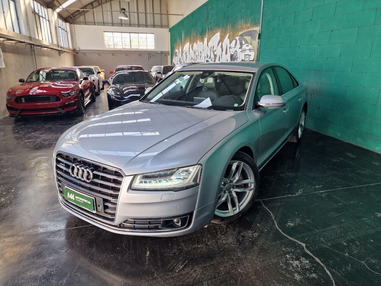 Audi A8 3.0 TDI 262 CV ultra quattro tiptronic