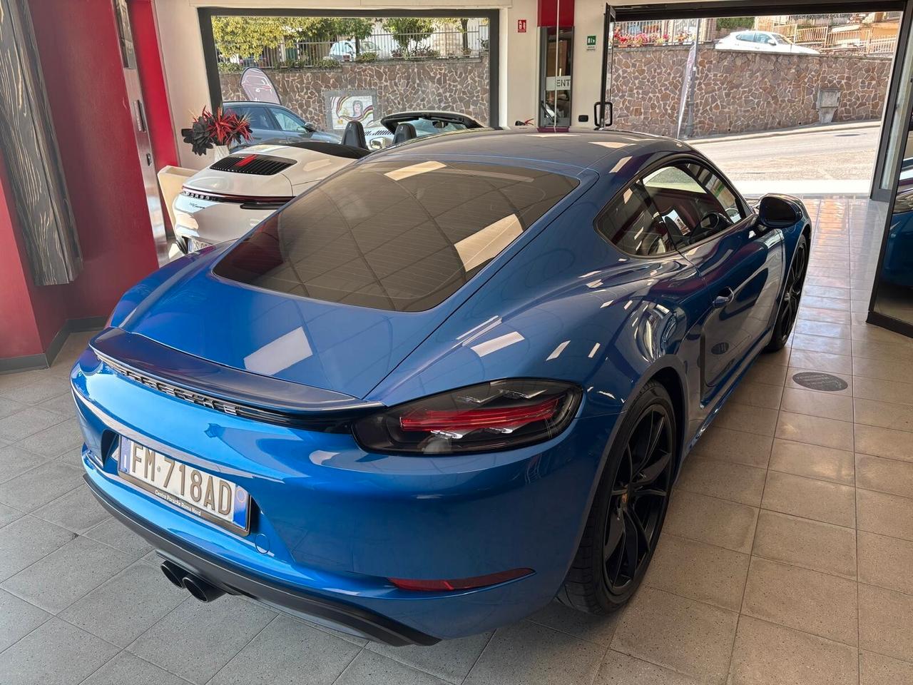 Porsche 718 COUPE' Cayman 2.0
