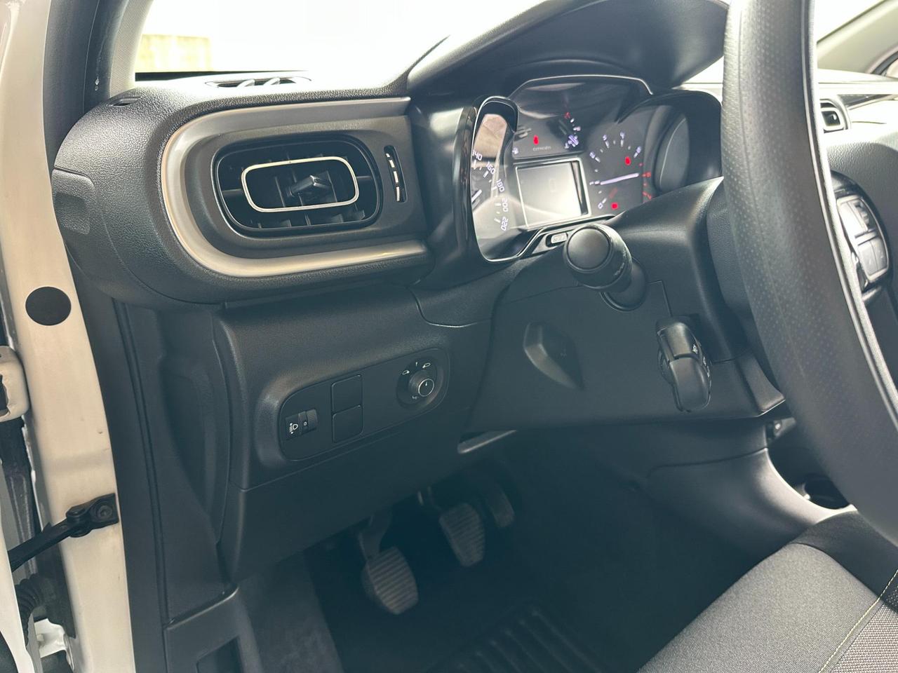 Citroen C3 1.2 puretech Shine s&s 83cv