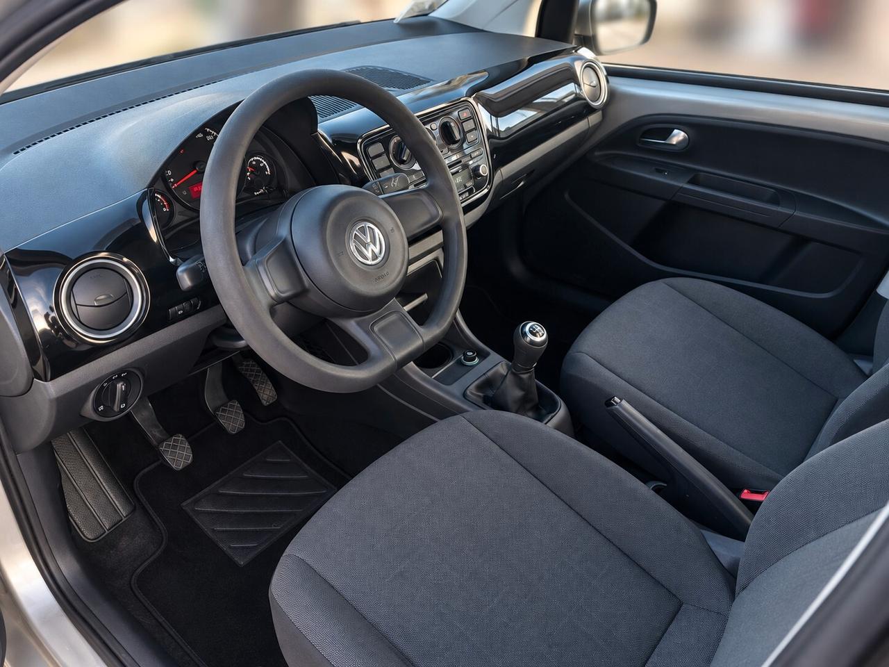 Volkswagen up! MOVE