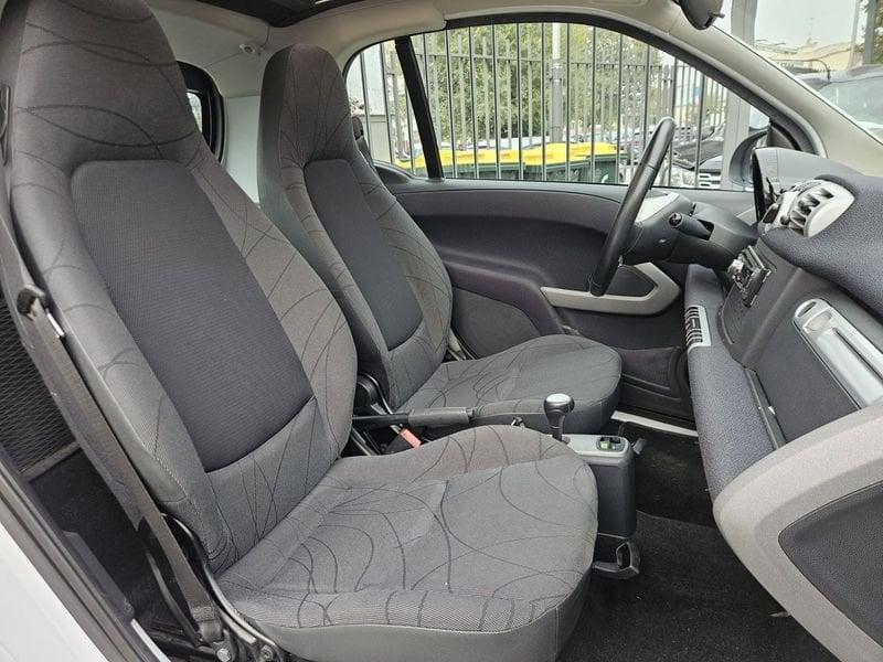 smart fortwo Fortwo 1.0 mhd 71cv