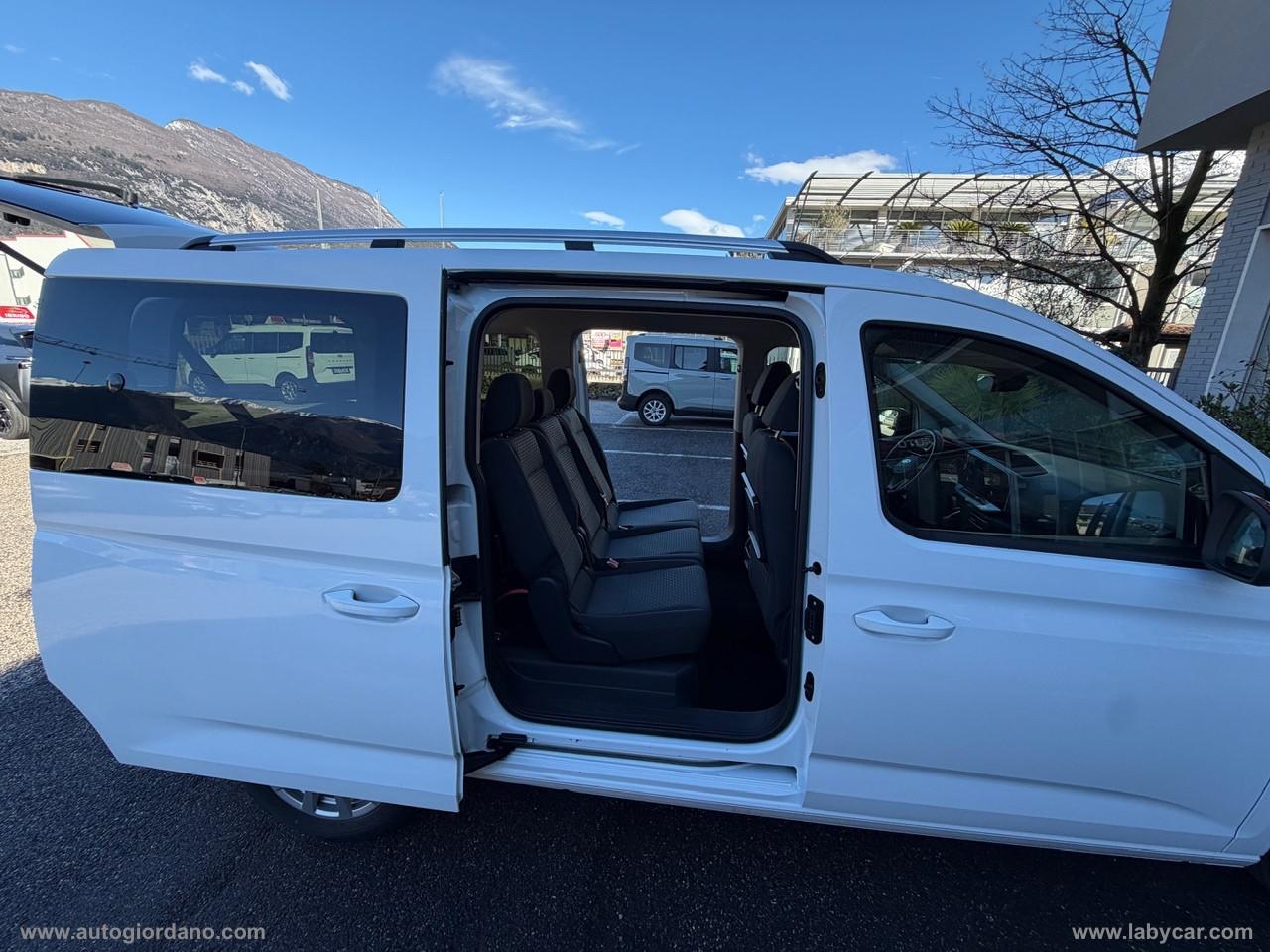 FORD Gr.Tourneo Connect 2.0 122 aut. Tit.