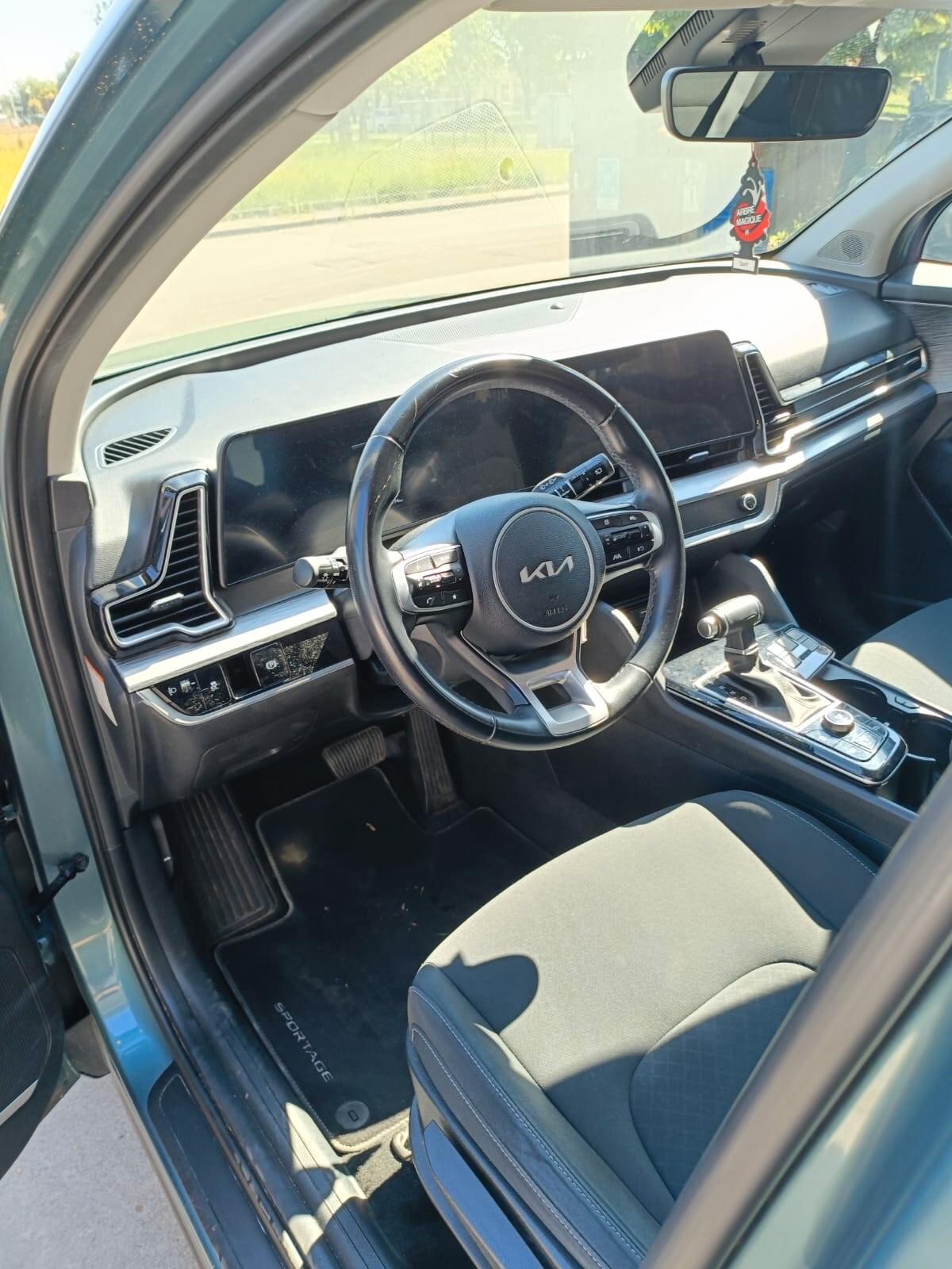 Kia Sportage 1.6 TGDi MHEV DCT Business