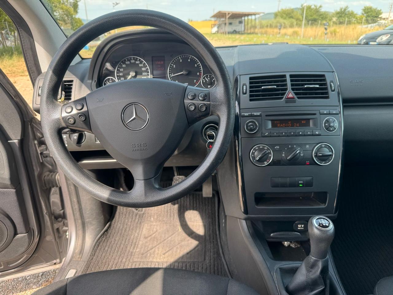 Mercedes-benz A 160 2011 SOLAMENTE 73.000 KM