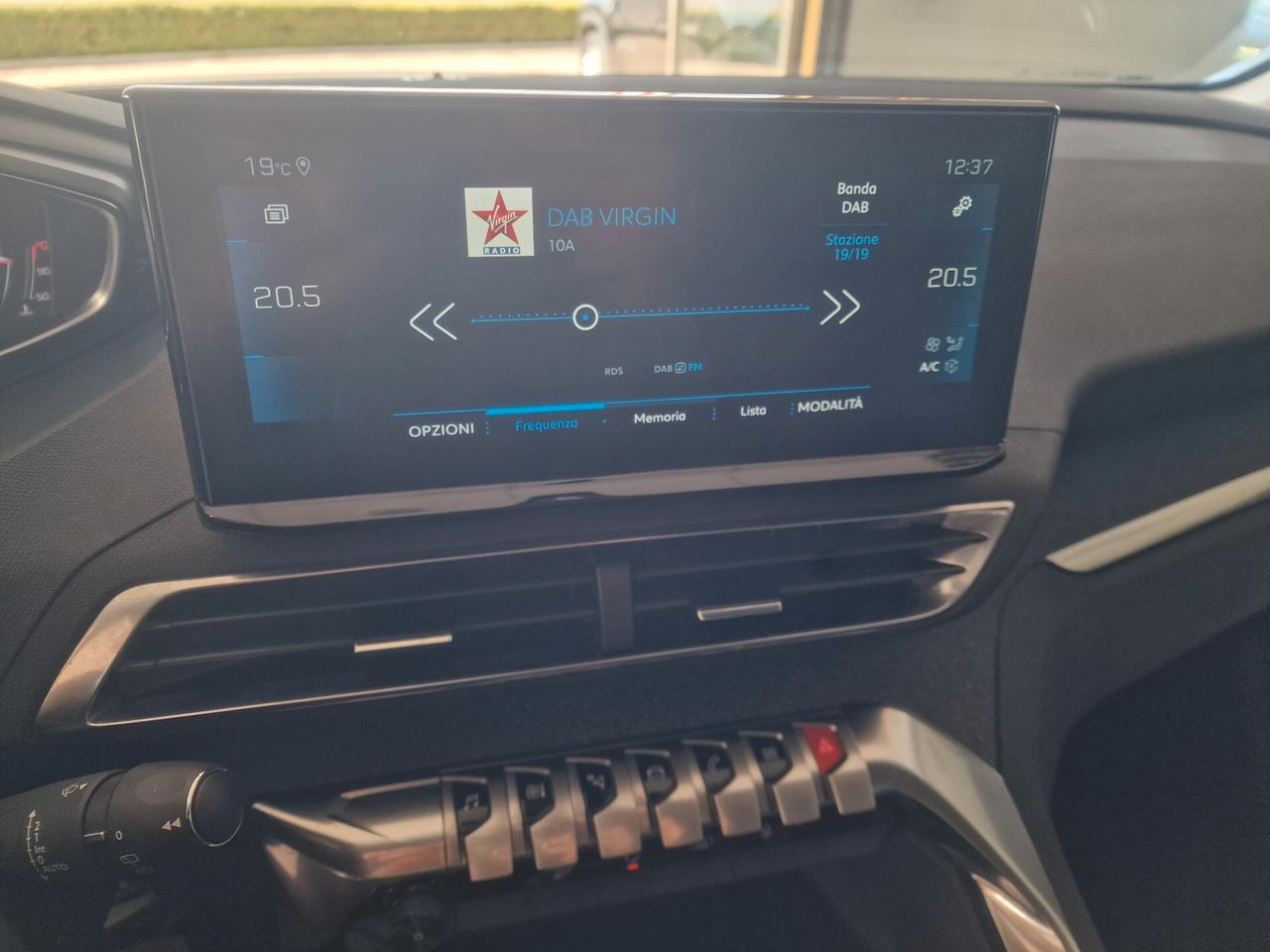 Peugeot 3008 1.5 HDi 130cv Allure EAT8