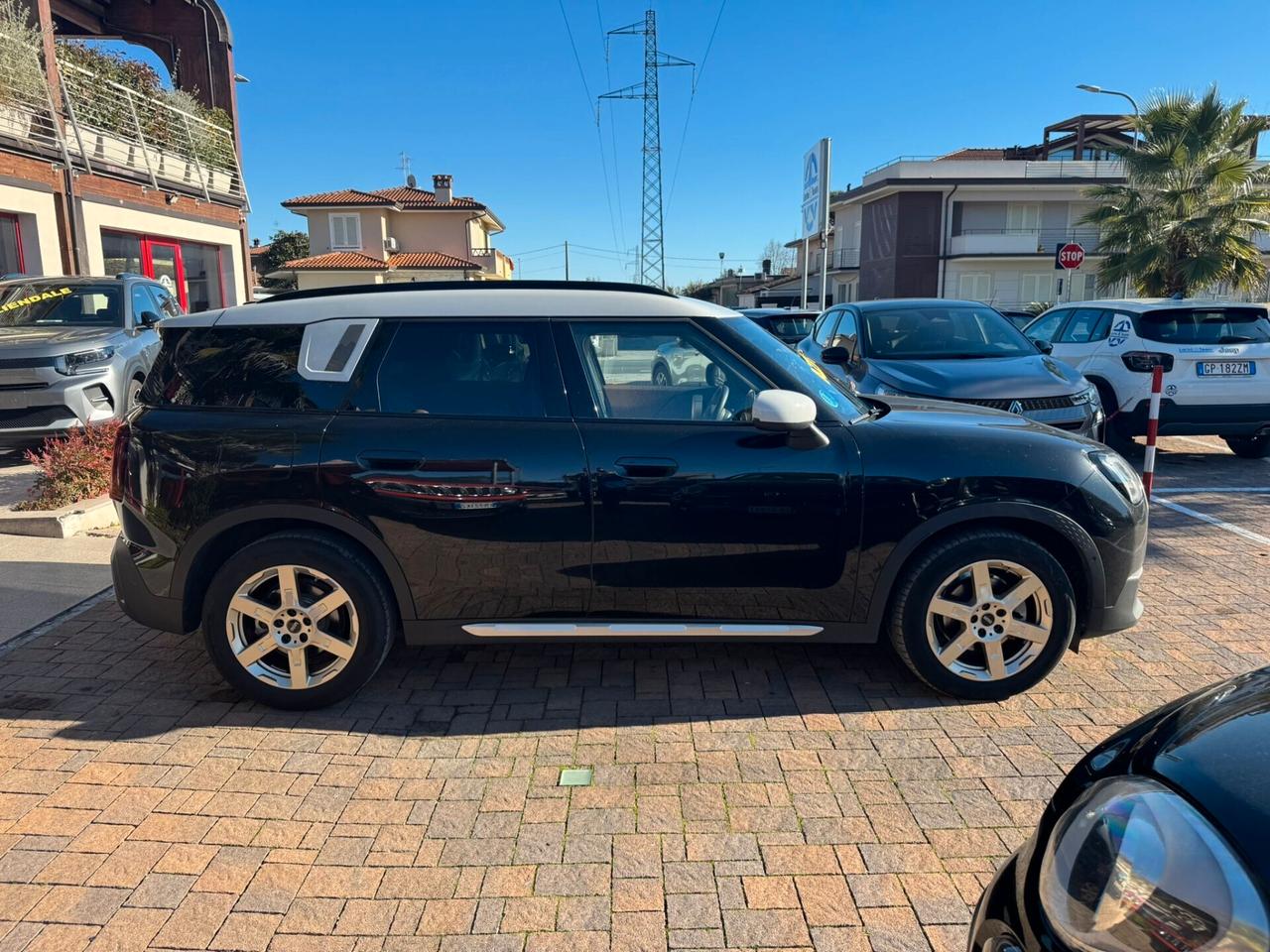 Mini One D Countryman Classic PREZZO PROMO: € 37.990,00