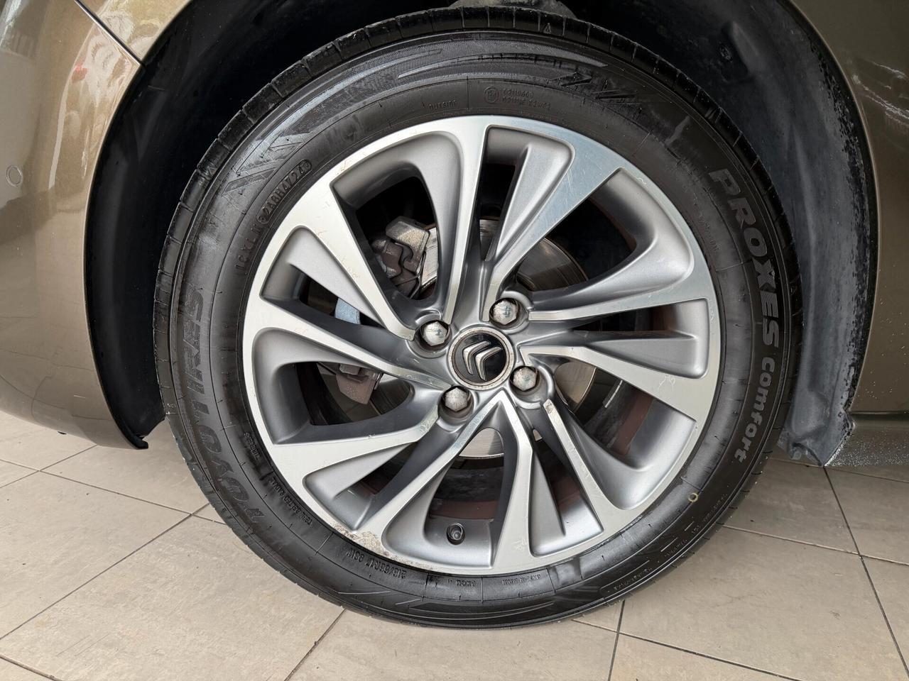 DS4 2013 1.6 e-HDi 115 airdream Chic OK NEOPATENTATI