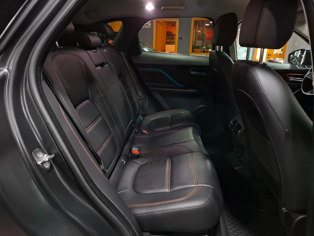 Jaguar F-Pace 2.0 D 180 CV euro 6