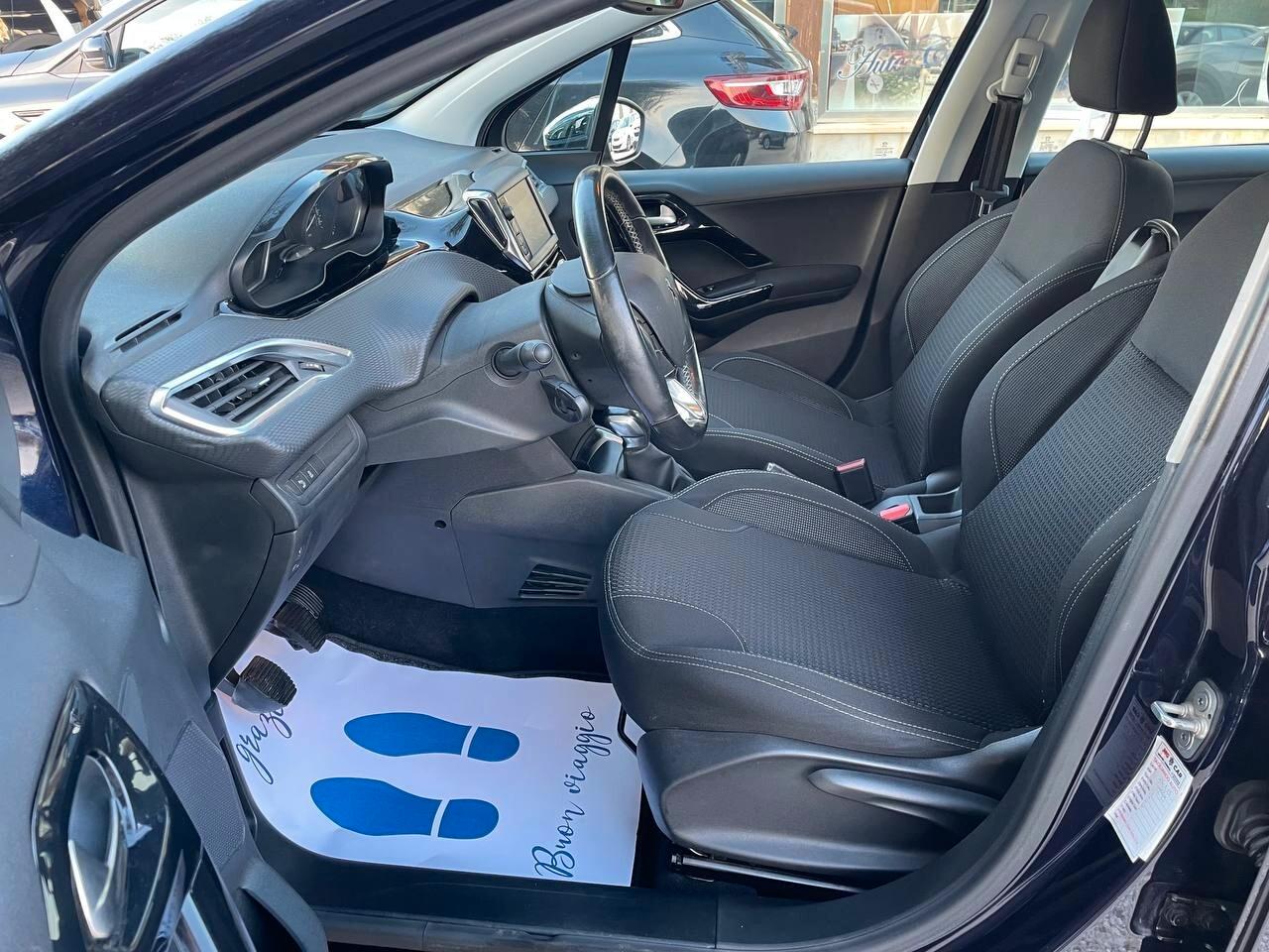 PEUGEOT 208 1.6 HDI - 2017