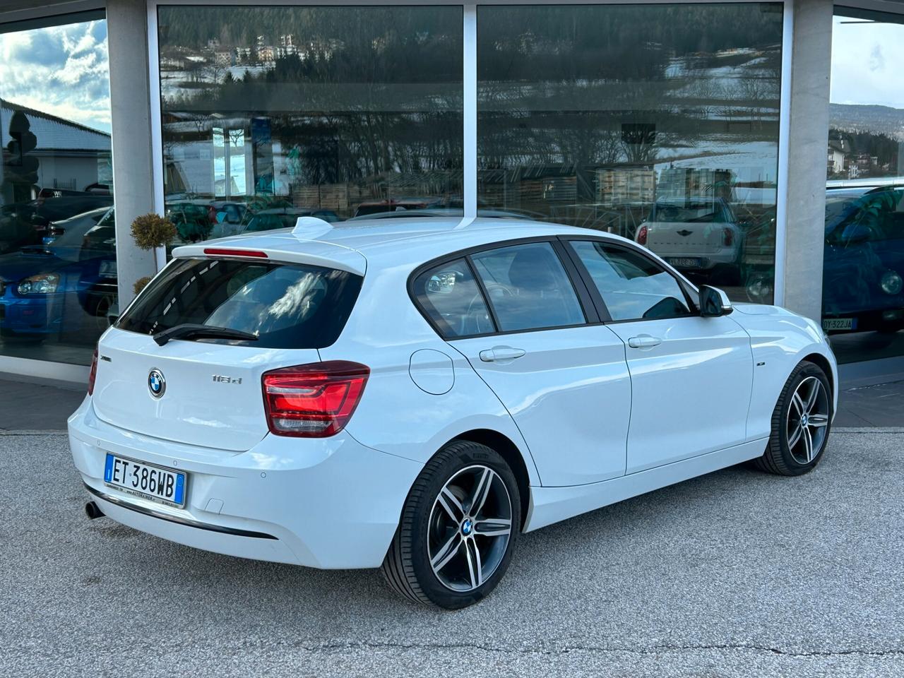 Bmw 118 118d xDrive 5p. Sport 4x4 "NEOPATENTATI"