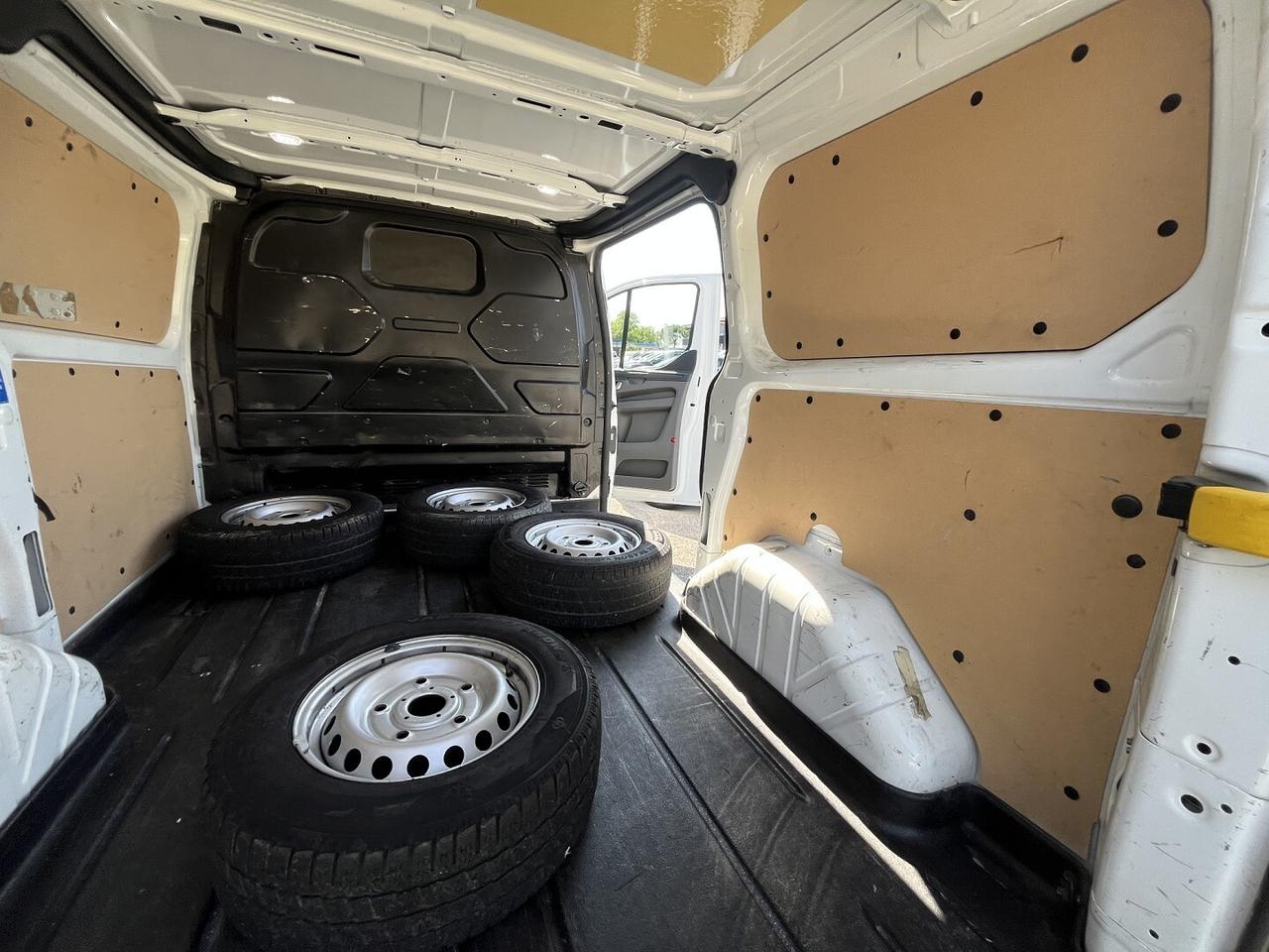 FORD TRANSIT CUSTOM 2000 TDI 130 cv