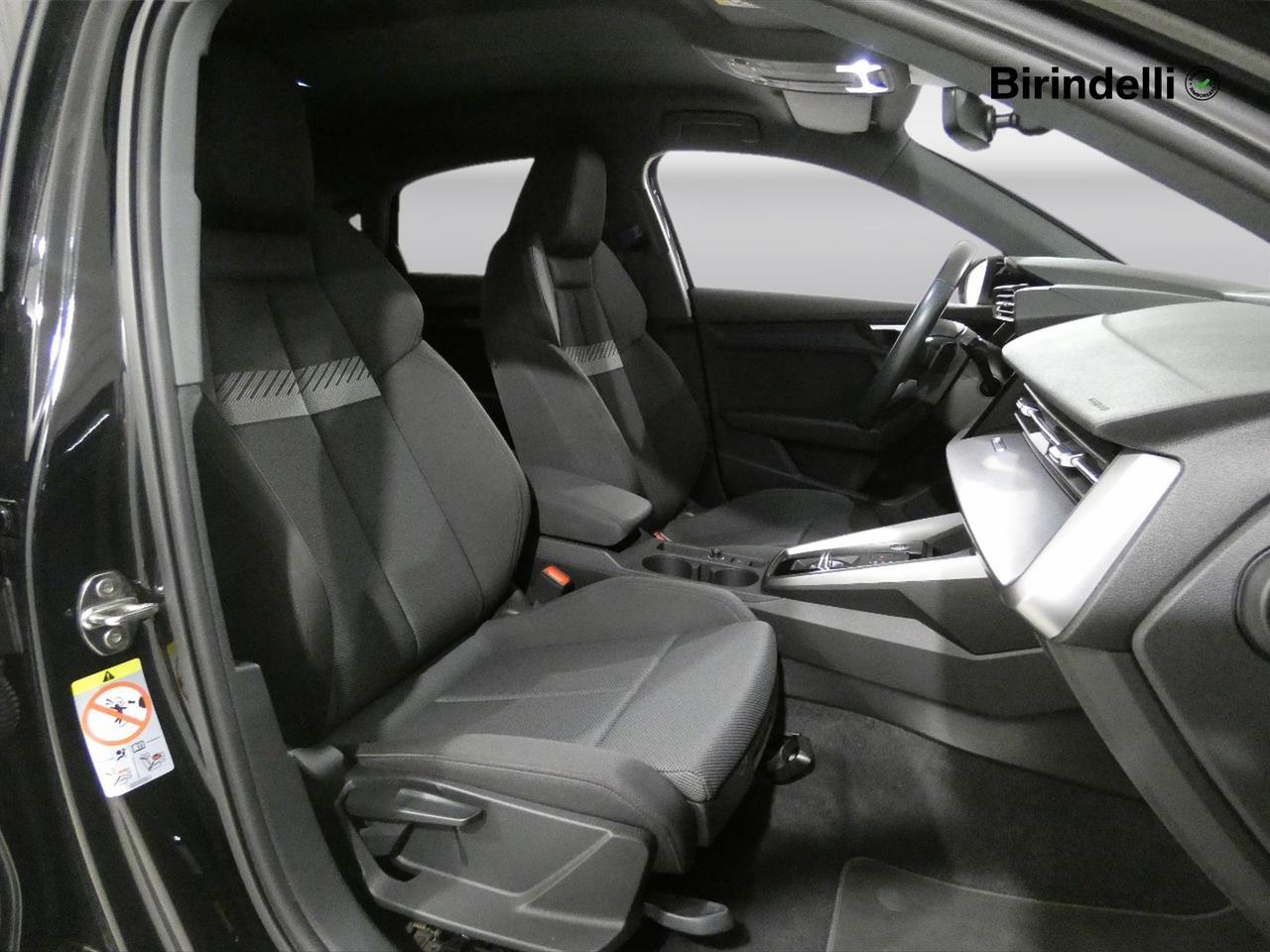 AUDI A3 4ª serie - A3 Sedan 35 TDI S tronic S line edition