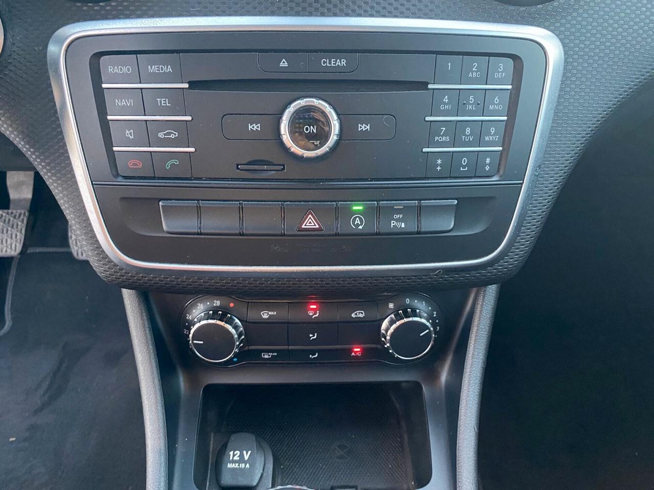 Mercedes-benz A 180 Business *13900Km