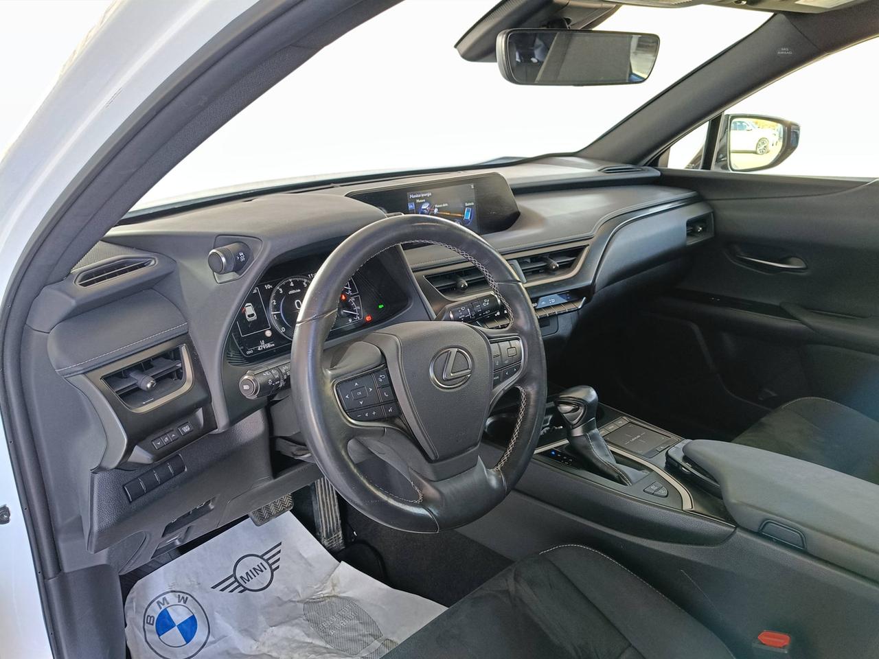 LEXUS UX 2019 - UX 250h 2.0 Luxury 4wd cvt my20