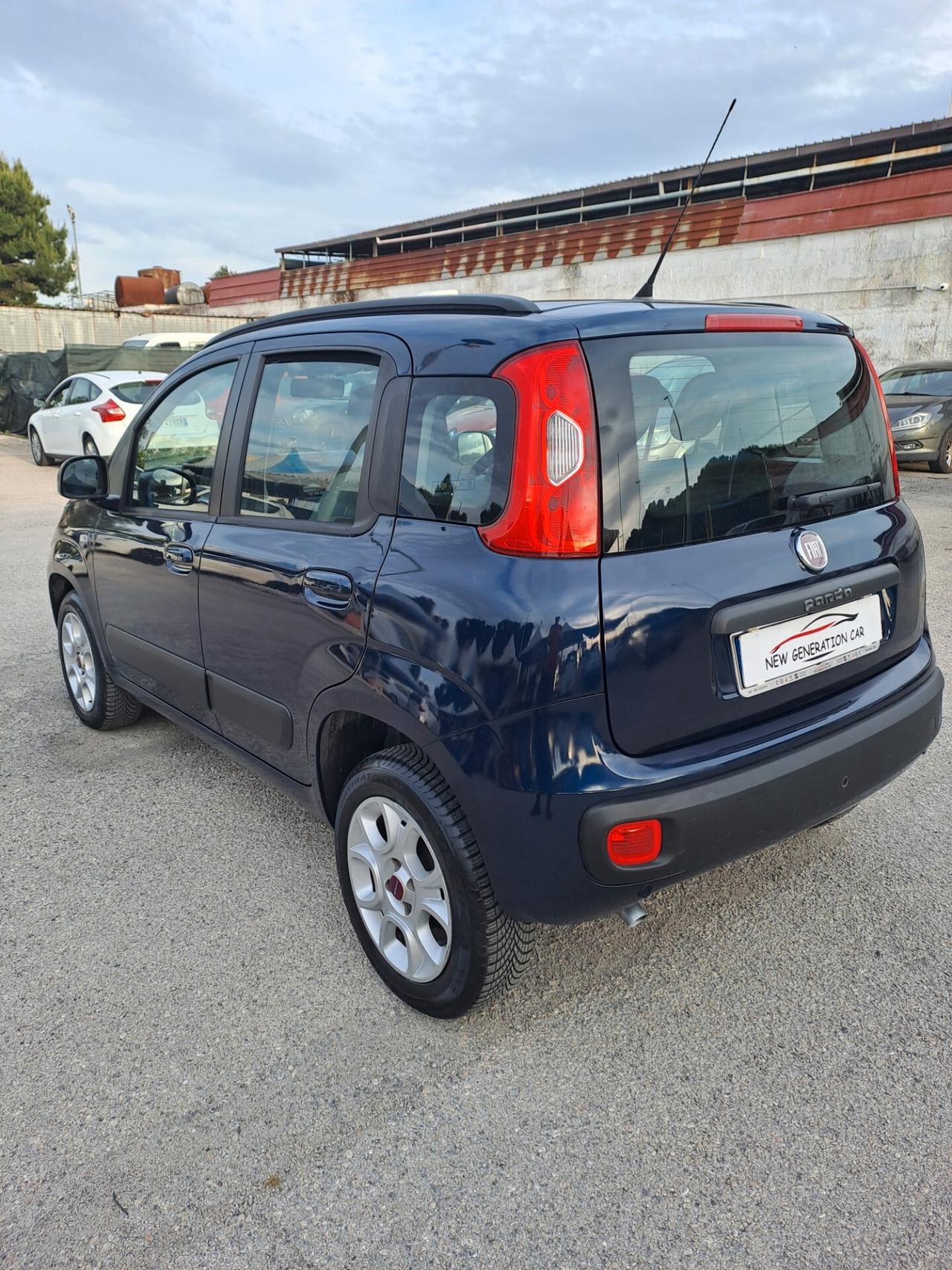 Fiat Panda 0.9 TwinAir Turbo Natural Power Lounge