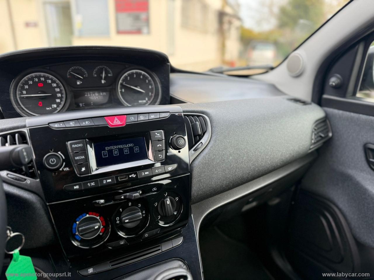 LANCIA Ypsilon 1.0 FireFly 5p.S&S Hyb. ECOCHIC HYBRID