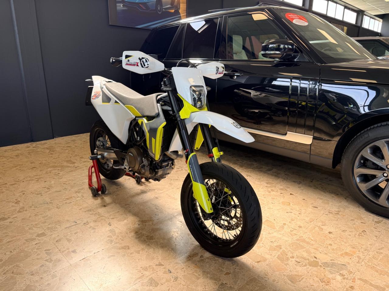 Husqvarna 701 Supermoto 75CV 09/2022