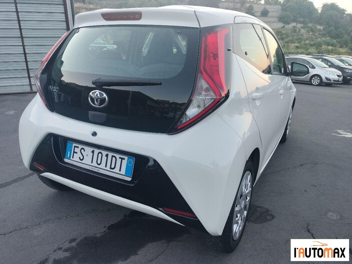 TOYOTA - Aygo 5p 1.0 x-cool 72cv