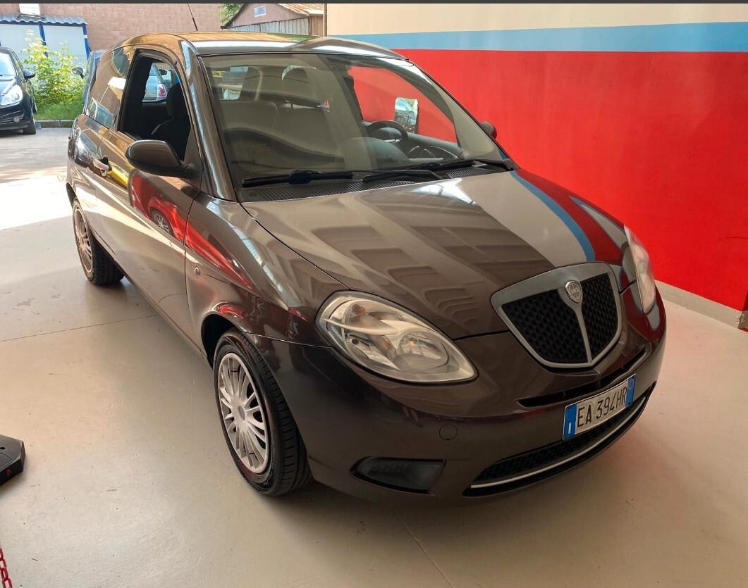 Lancia Ypsilon 1.2 Diva