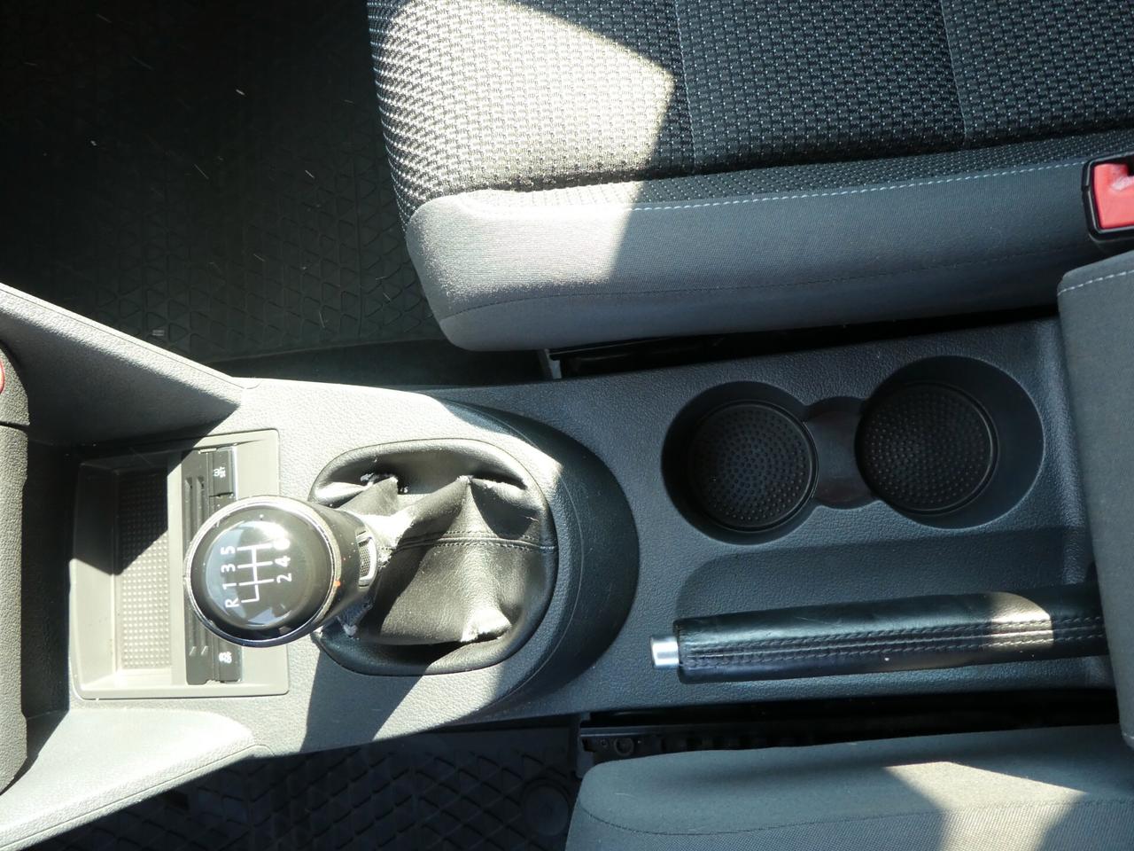 Volkswagen Touran 1.6 TDI DSG Comfortline OK NEOPATENTATI