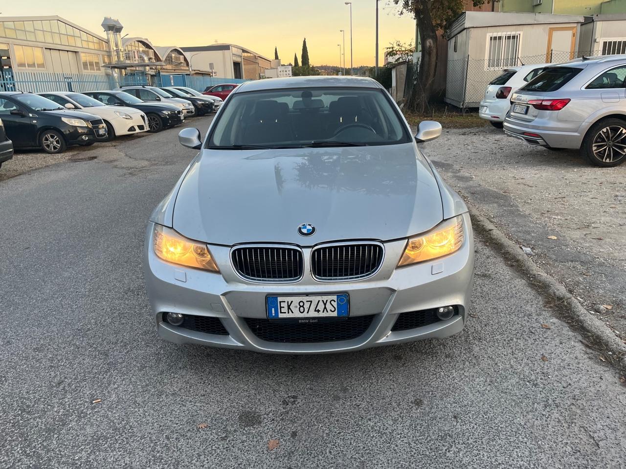 Bmw 318 318d 2.0 143CV cat MSport 2012