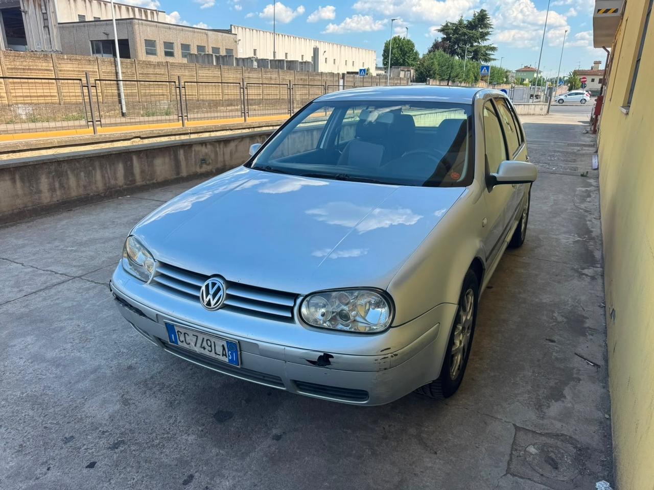 Volkswagen Golf 1.6 16V gpl