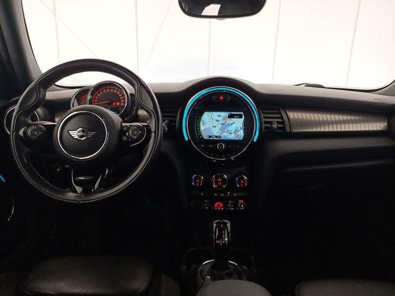 MINI Mini 5 porte Mini IV F55-F56 2014 Mini 1.5 Cooper D 5p auto my18