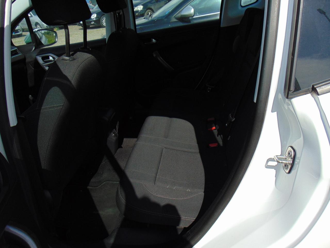 peugeot 2008 1.2 benzina