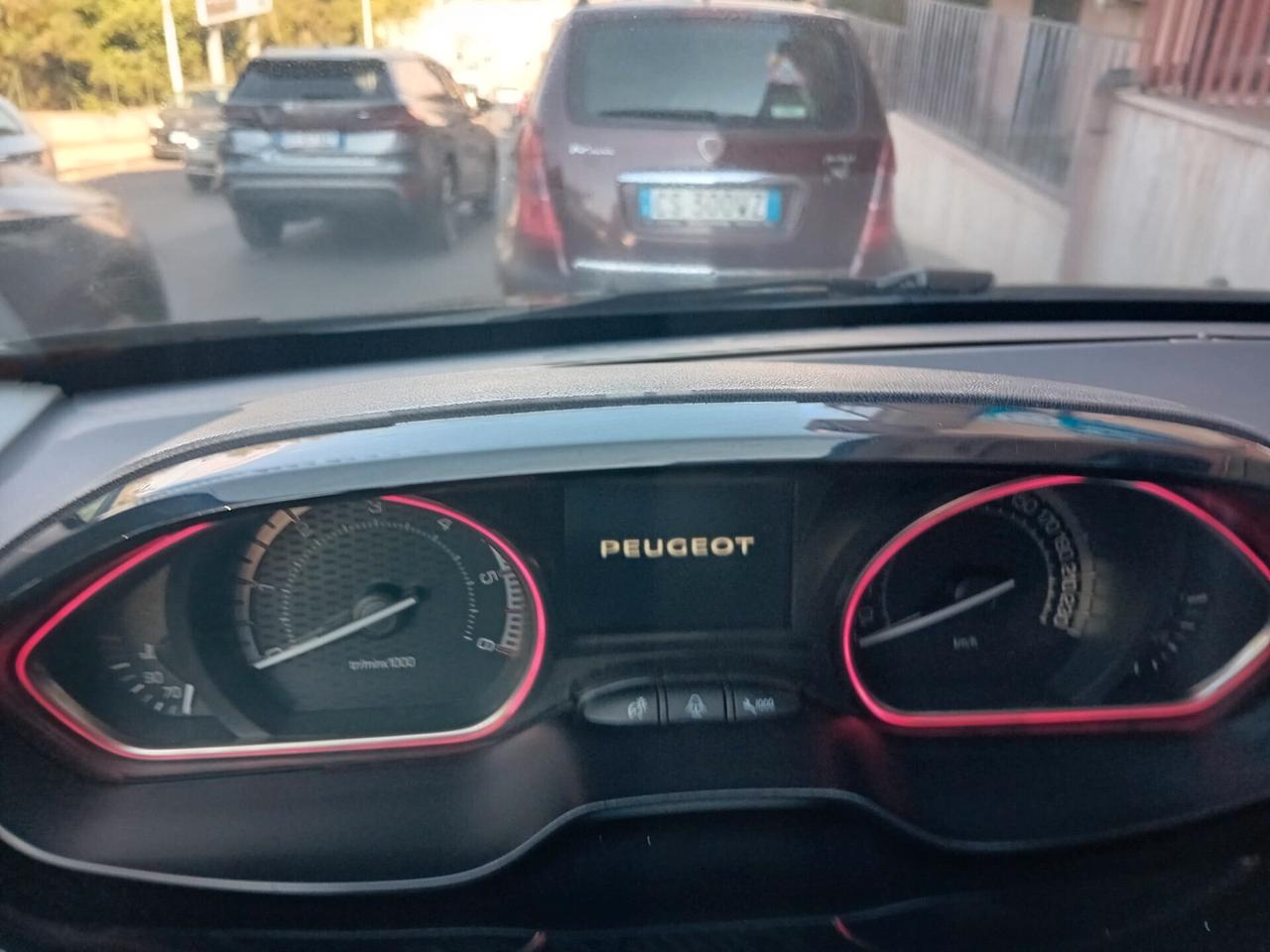 Peugeot 2008 BlueHDi 100 GT Line