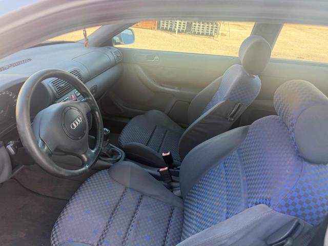 AUDI A3 145,580km 1.6 cat 3p. Ambiente Stupenda Bellissima