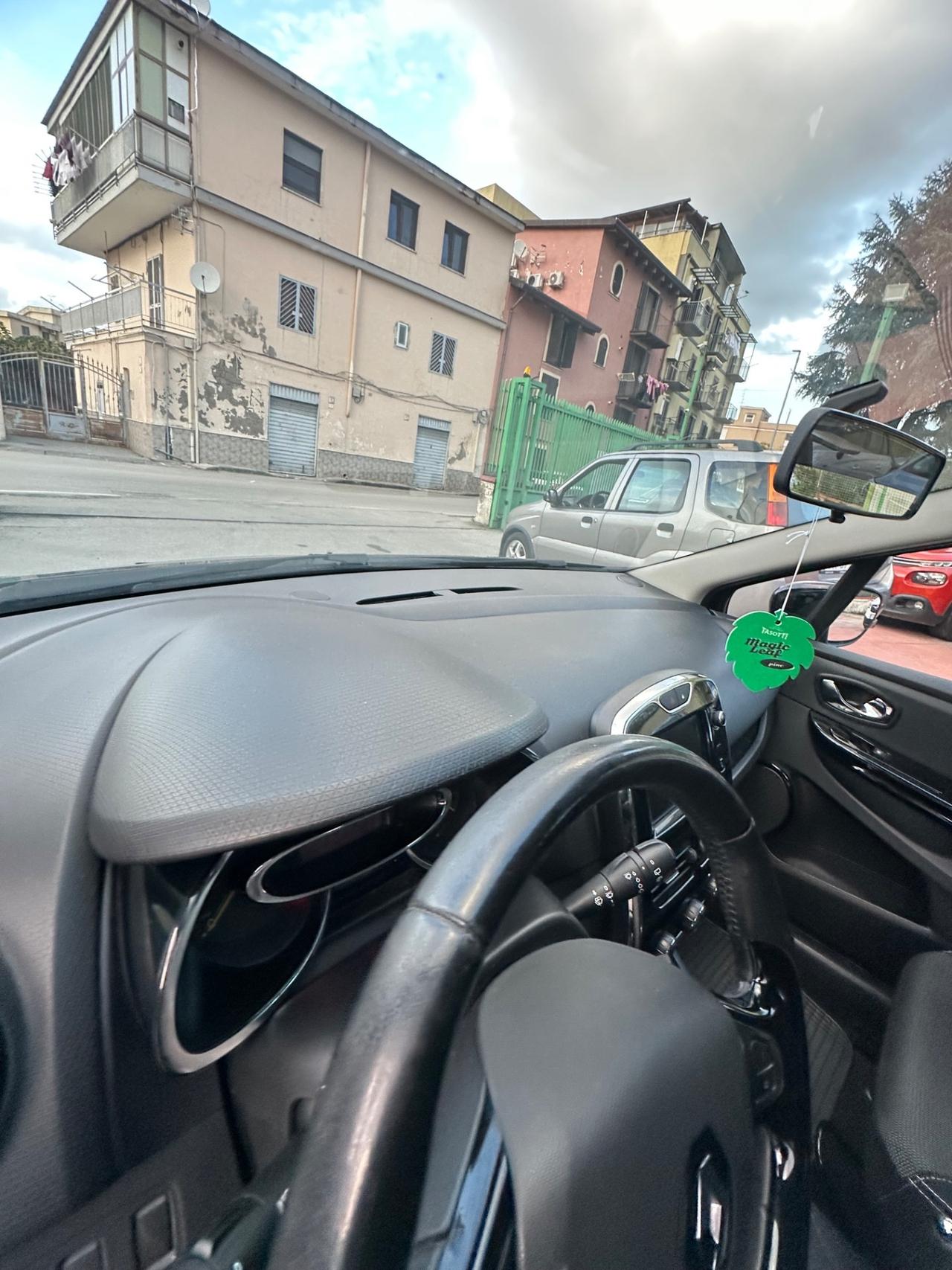 Renault Clio 1.2 75CV GPL 5 porte Wave