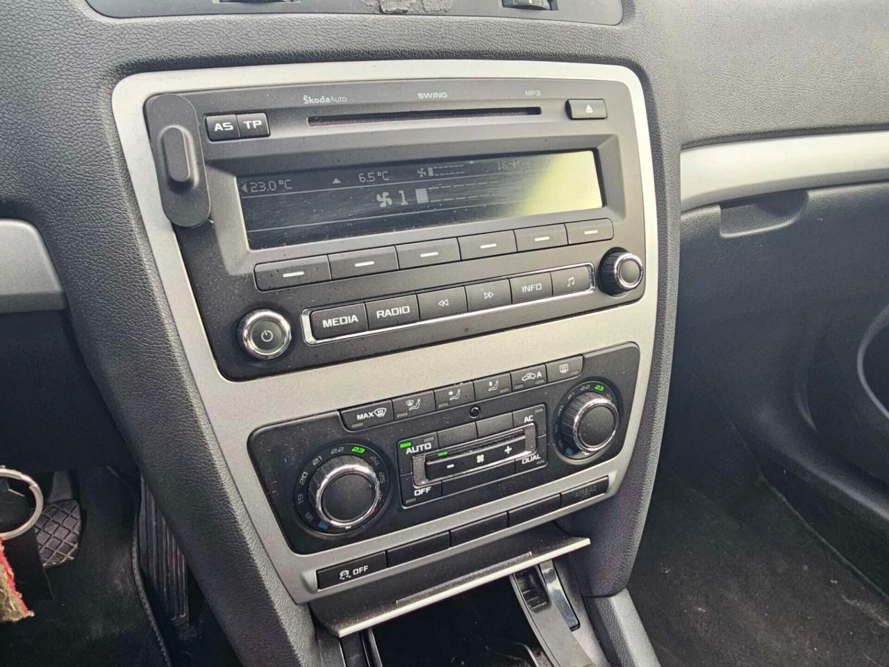 Skoda Octavia 1.6 TDI CR F.AP. Wagon Elegance