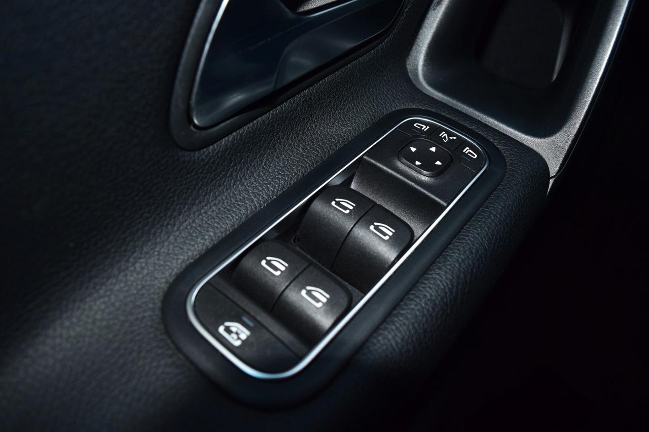 Mercedes-benz A 180 d Automatica 116 cv Business Extra