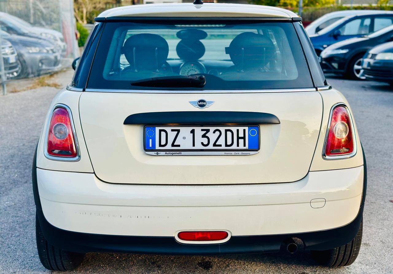 Mini 2009 1.4 16V One benzina km 100,000 ok neopatentati ! ! !