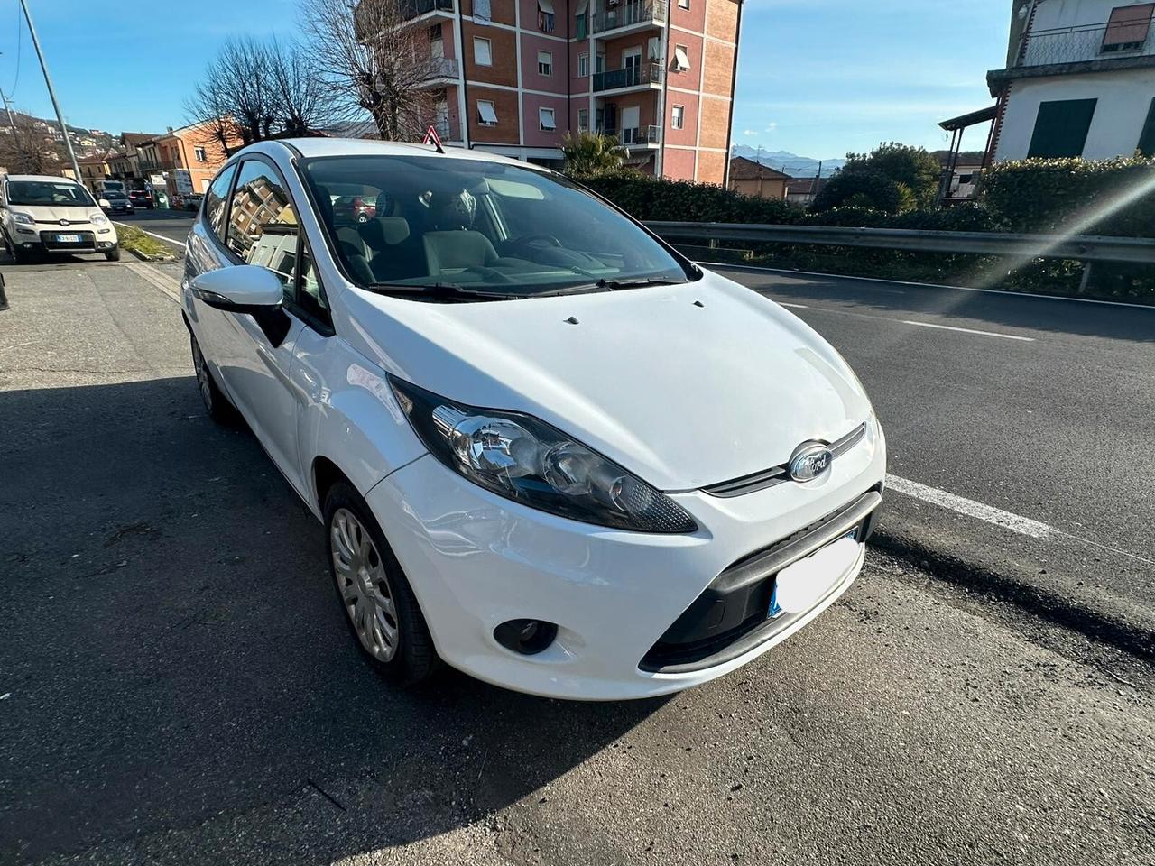Ford Fiesta 1.2 82CV 3 porte Titanium