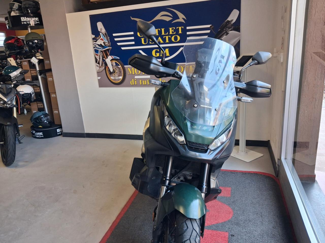 Honda X-ADV 750 ABS + TCS