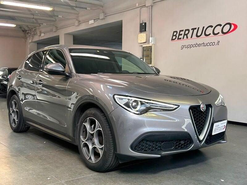 Alfa Romeo Stelvio 2.2 Turbodiesel 160 CV AT8 RWD Sport-Tech