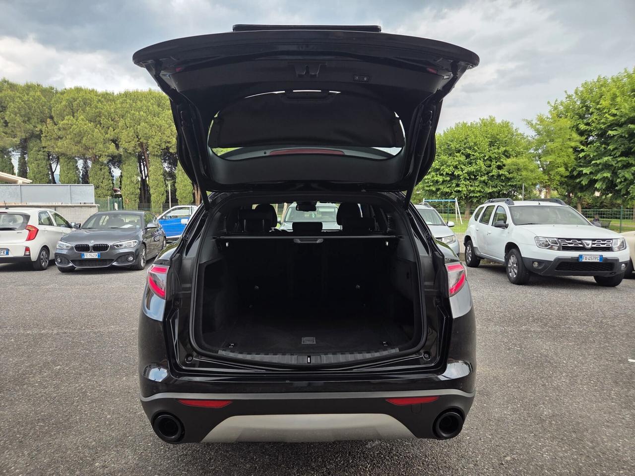 Alfa Romeo Stelvio 2.2 Turbodiesel 210 CV AT8 Q4 Super