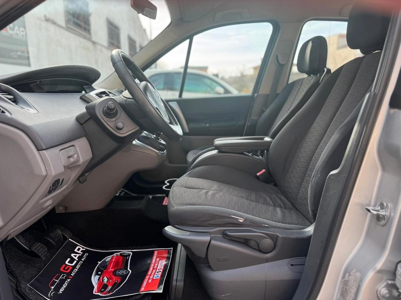 Renault Scenic Grand Scénic 1.5 dCi/105CV PlayStation Portable