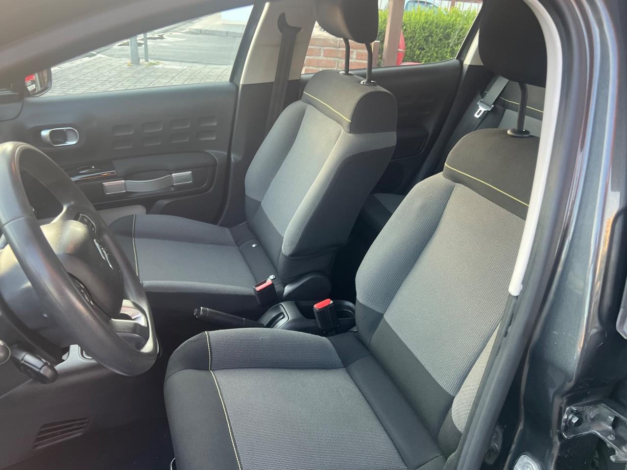 Citroen C3 PureTech 82 GPL Shine