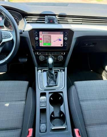 Volkswagen Passat Variant 2.0 tdi R-Line Executive 150cv dsg