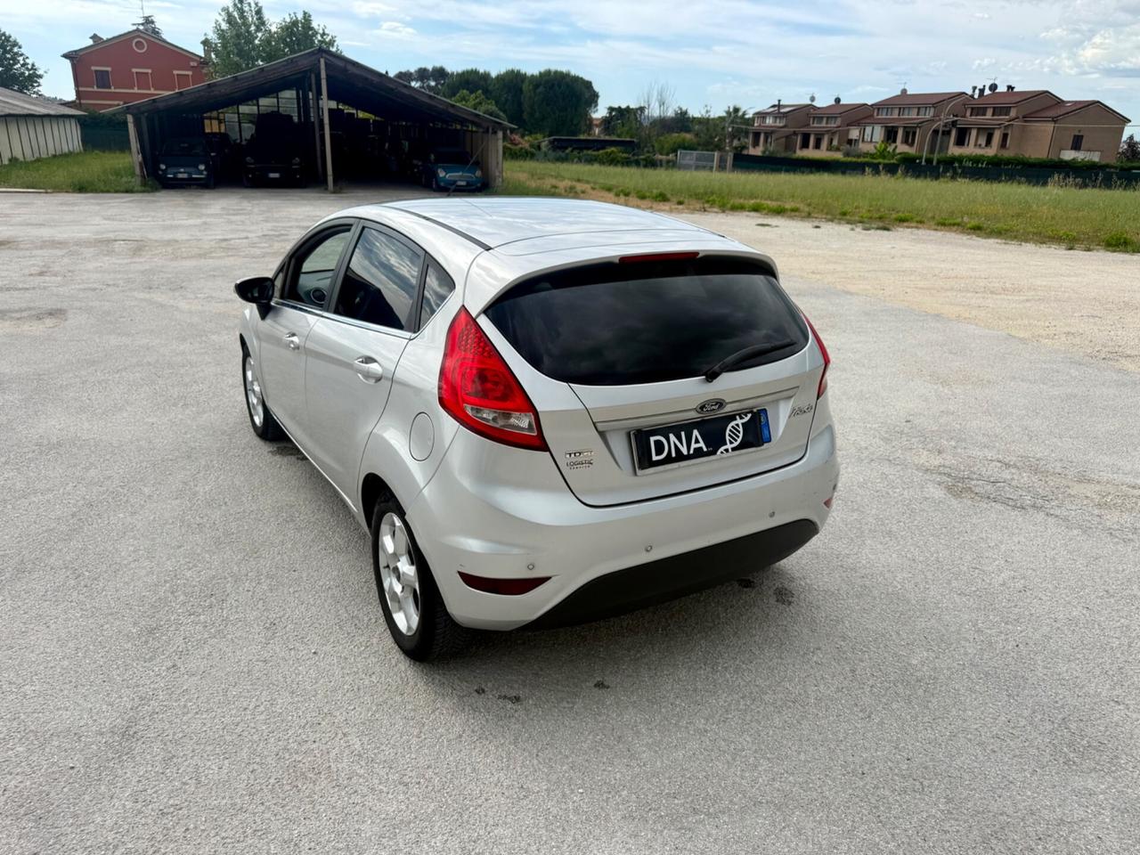 Ford Fiesta Diesel titanium 1.4 TDCi NEOPATENTATI