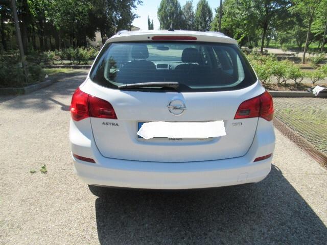 Opel Astra 1.7 cdti AUTOCARRO n1 5 Posti Bollo 38 eu.