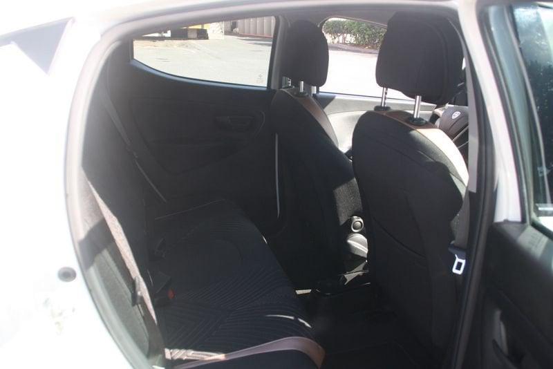 Lancia Ypsilon 1.0 FireFly 70cv Hybrid ALBERTA FERRETTI